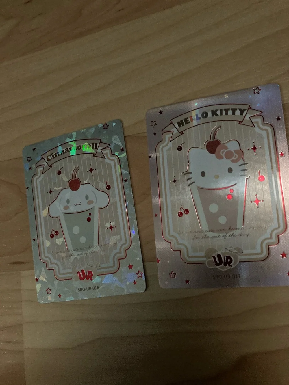SET ultra rare Hello Kitty Pink and Red Cherry Bubble Tea Holographic Card